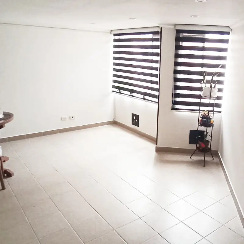 Sala comedor antes de decoración de interiores online - Moderatta Deco